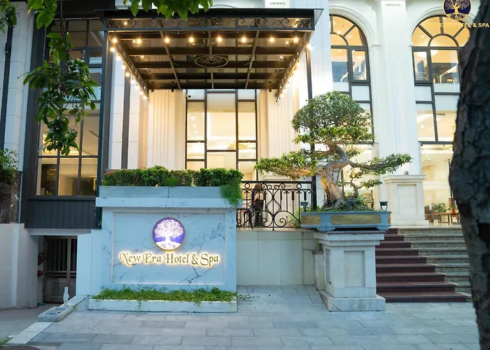 New Era & Hạ Long